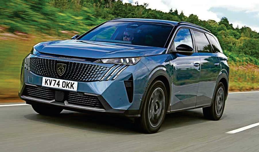 PEUGEOT 5008